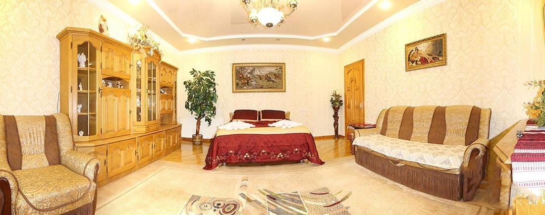 Садиба "Вояж" Kolomyia Extérieur photo